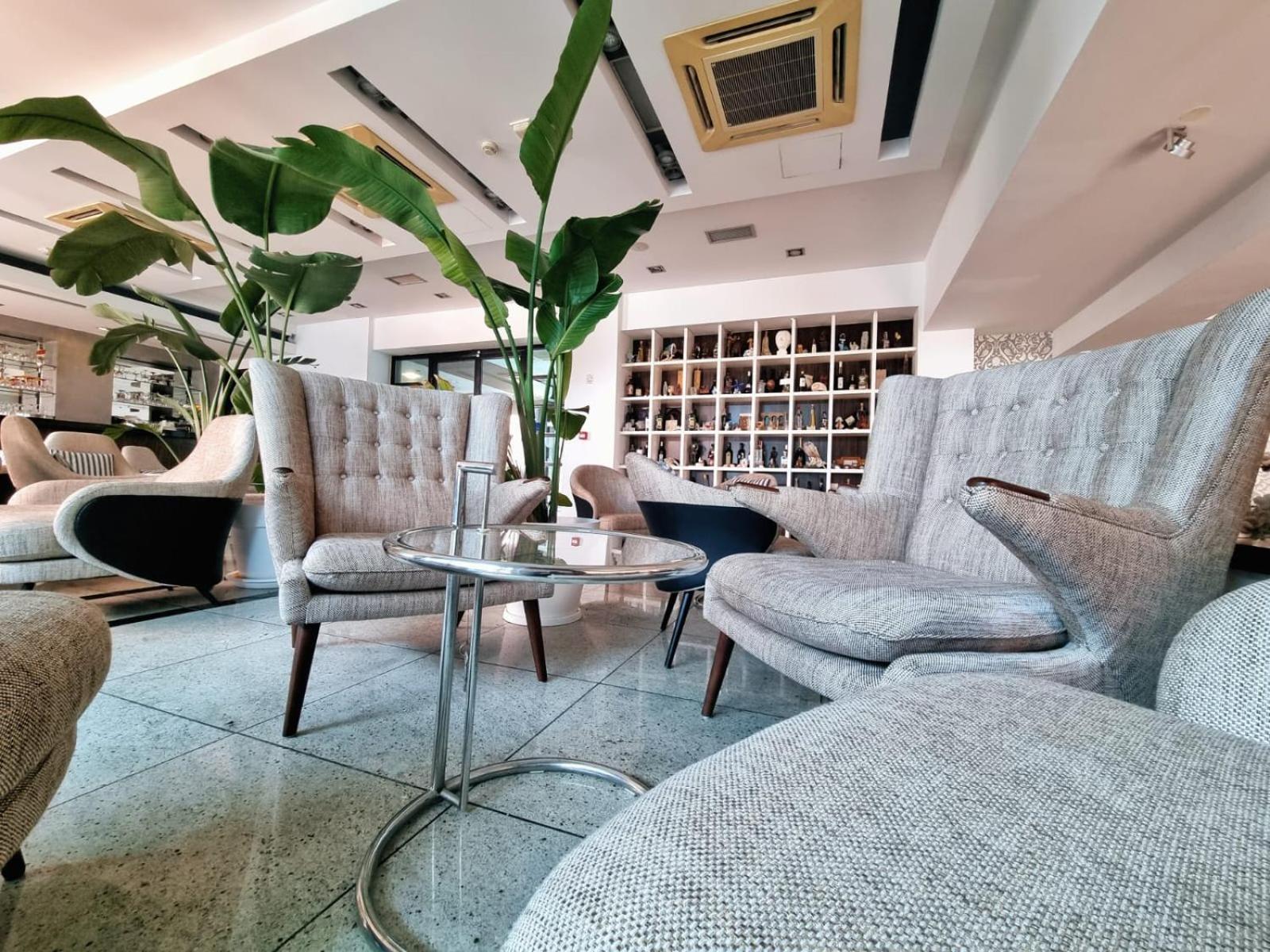 Hotel Jona Podstrana Dış mekan fotoğraf
