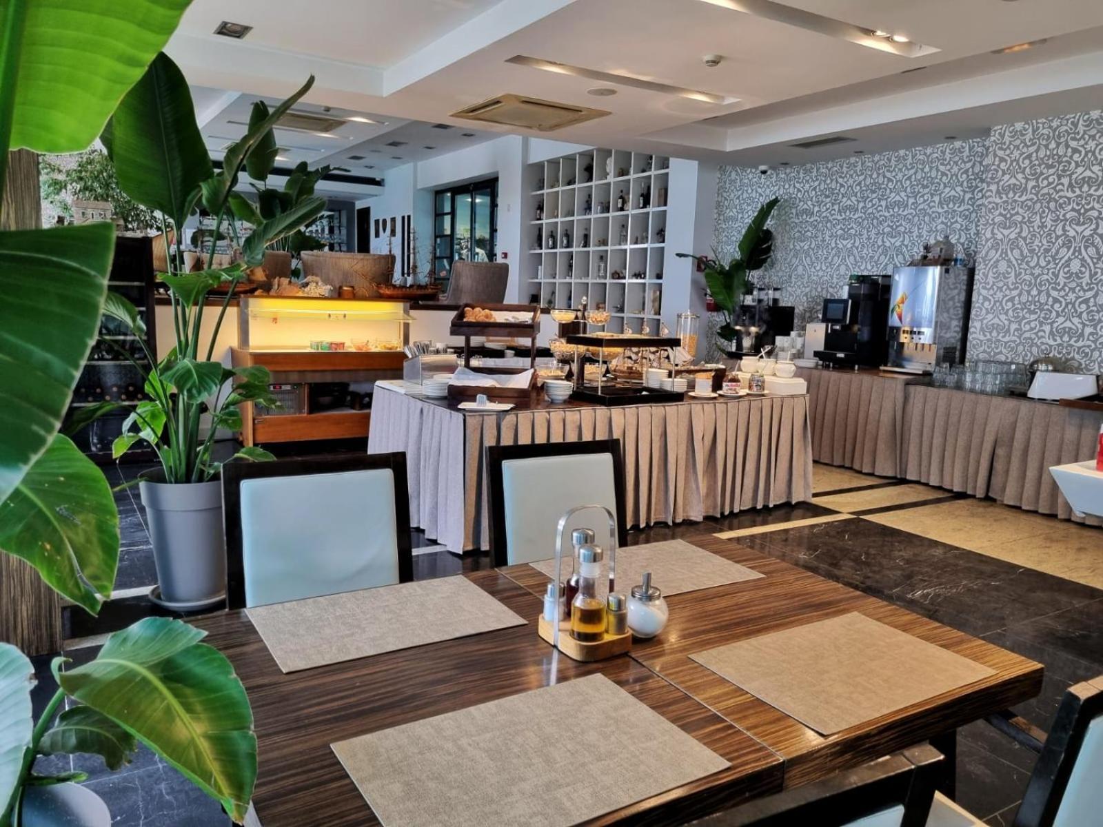 Hotel Jona Podstrana Dış mekan fotoğraf